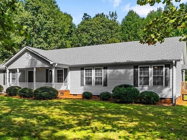 398 Greenbrier Farm Trail , Siler City, NC 27344