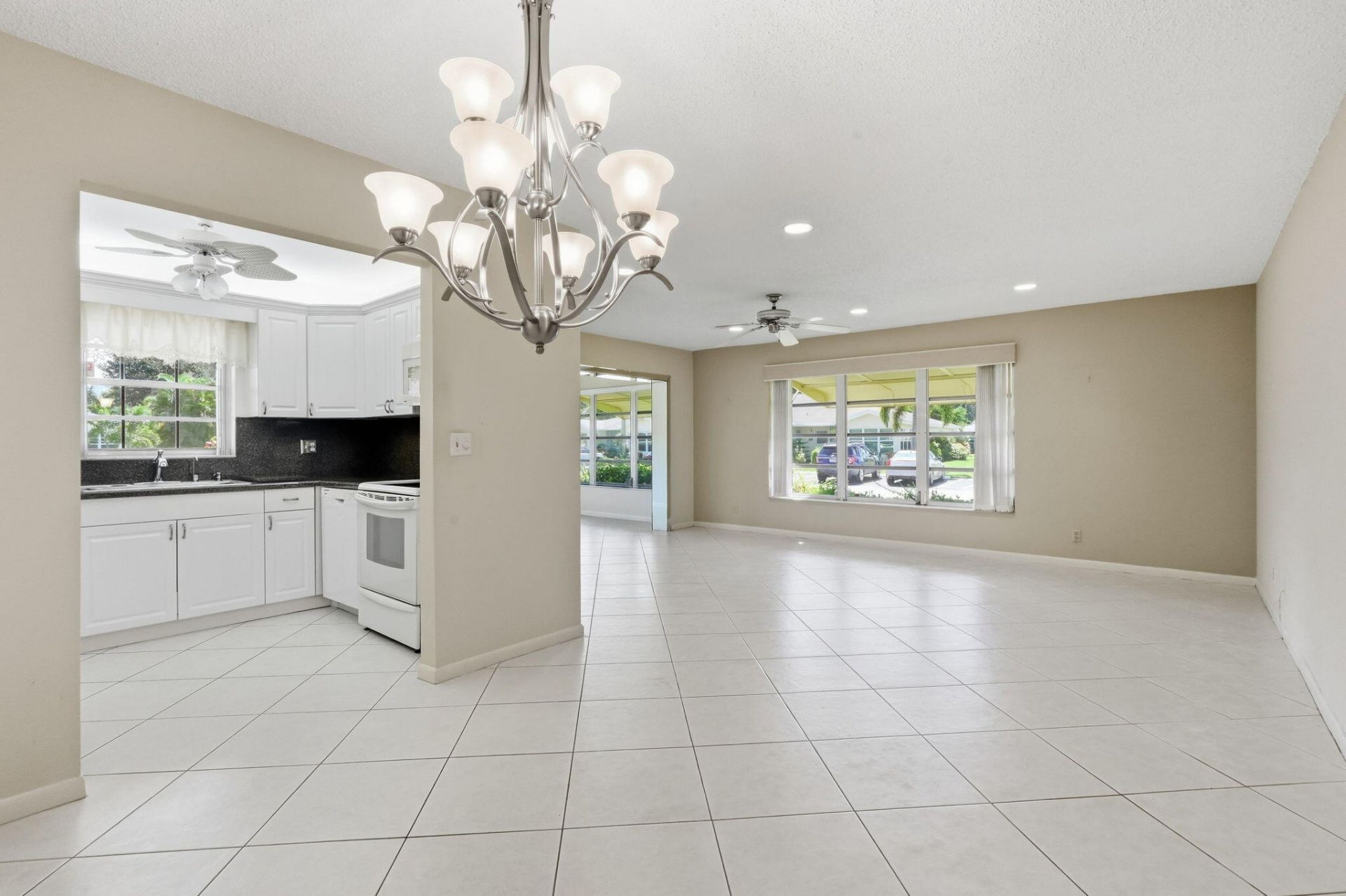 5198 Lakefront Boulevard, Unit A, Delray Beach, FL 33484 Photo