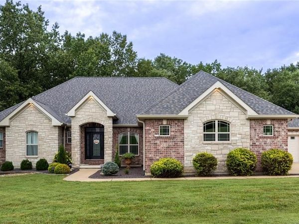 2811 Highland Woods Road, Imperial, MO 63052