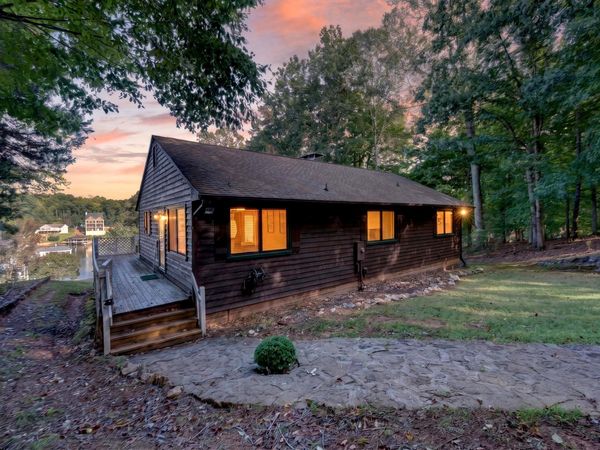 118 Creeden DR, Moneta, VA 24121