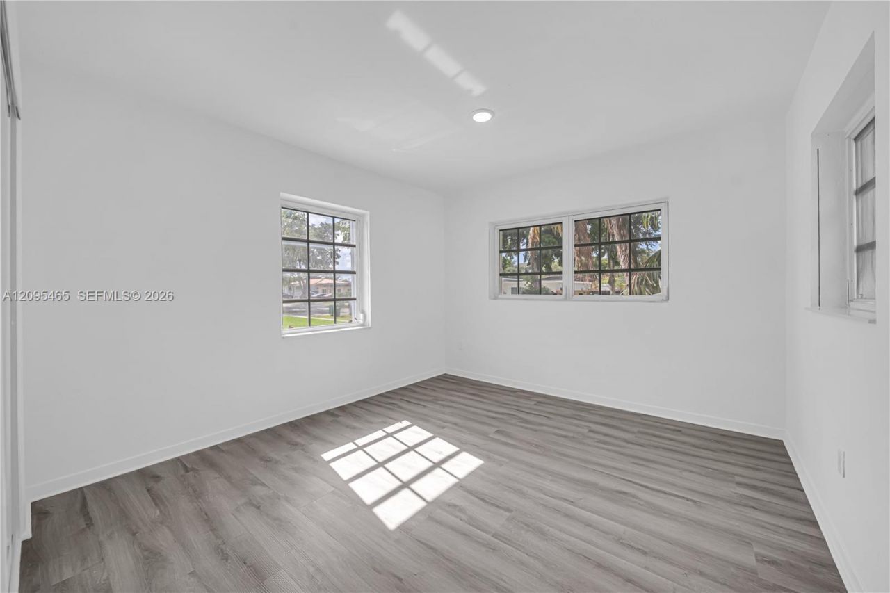 6351 NW 38th Ter, Virginia Gardens, FL 33166 Photo