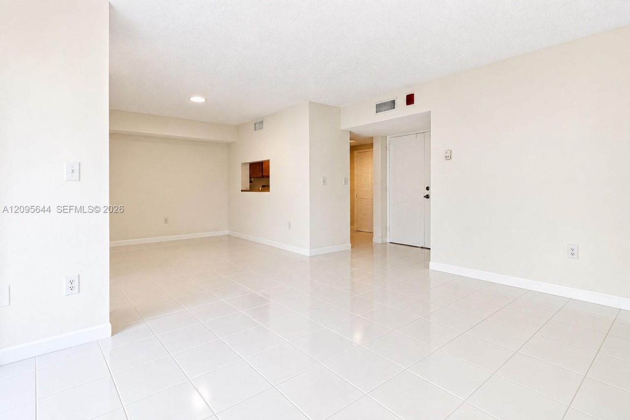 11750 SW 18th St , Unit 416-I, Miami, FL 33175 Photo