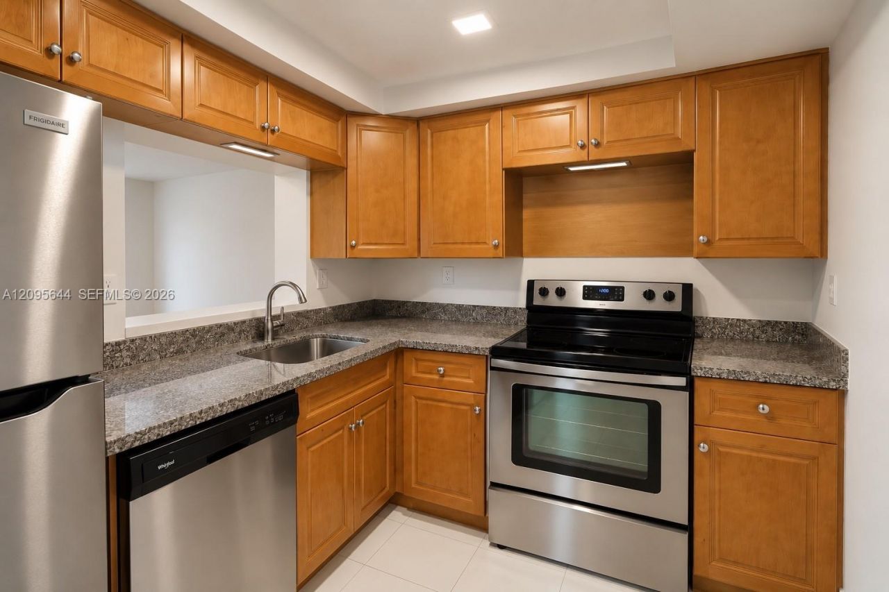 11750 SW 18th St , Unit 416-I, Miami, FL 33175 Photo