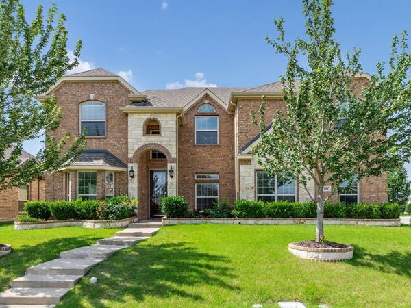 100 Spruce Street , Red Oak, TX 75154