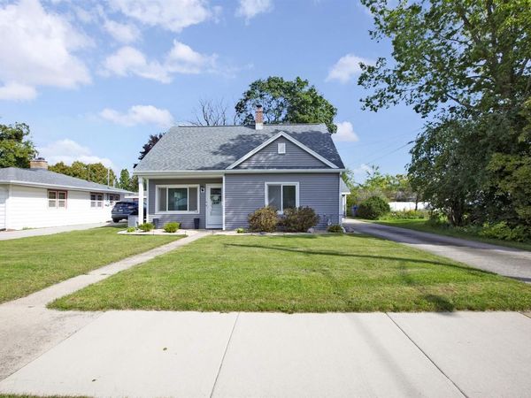 724 MITCHELL STREET, Neenah, WI 54956