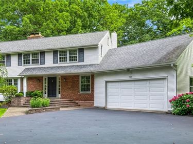 723 Mountain View Drive, Lewiston, NY 14092