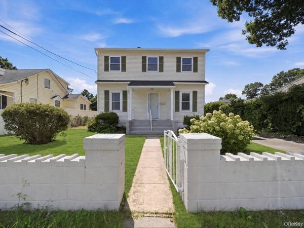 50 Bittermint Street , Islip, NY 11751