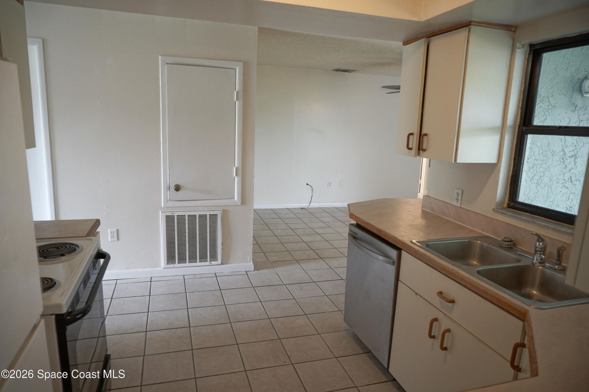 2153 Tappan Zee Lane Ne, Palm Bay, FL 32905 Photo