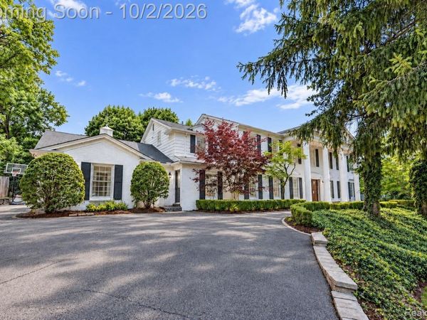 140 Linda Court, Bloomfield Hills, Mi 48304