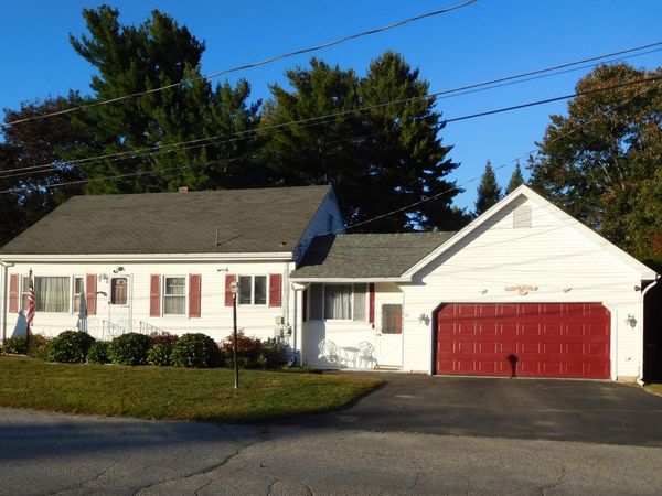 18 Richmond Avenue , Lewiston, ME 04240