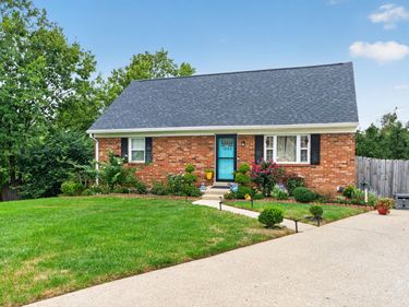 1633 Thames Drive, Lexington, KY 40517