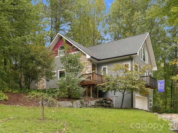 176 Sweetwater Hills Drive , Hendersonville, NC 28791