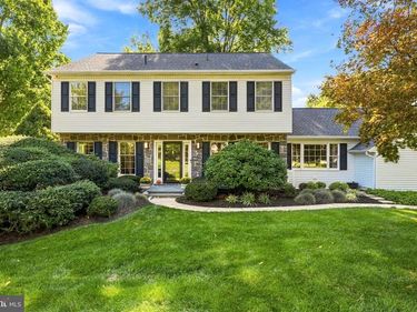 1462 BRANDYWINE LANE, WAYNE, PA 19087