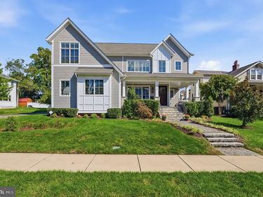 1915 N VAN BUREN STREET, ARLINGTON, VA 22205