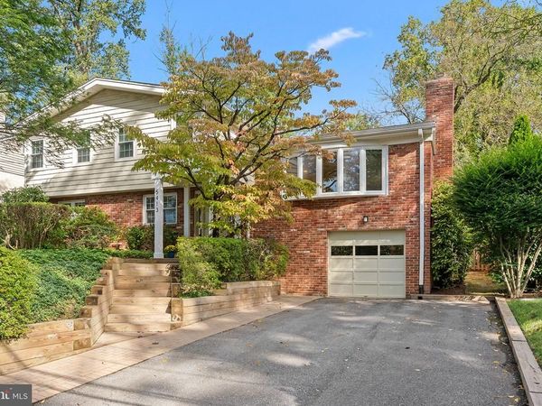 5413 WILSON LANE, BETHESDA, MD 20814