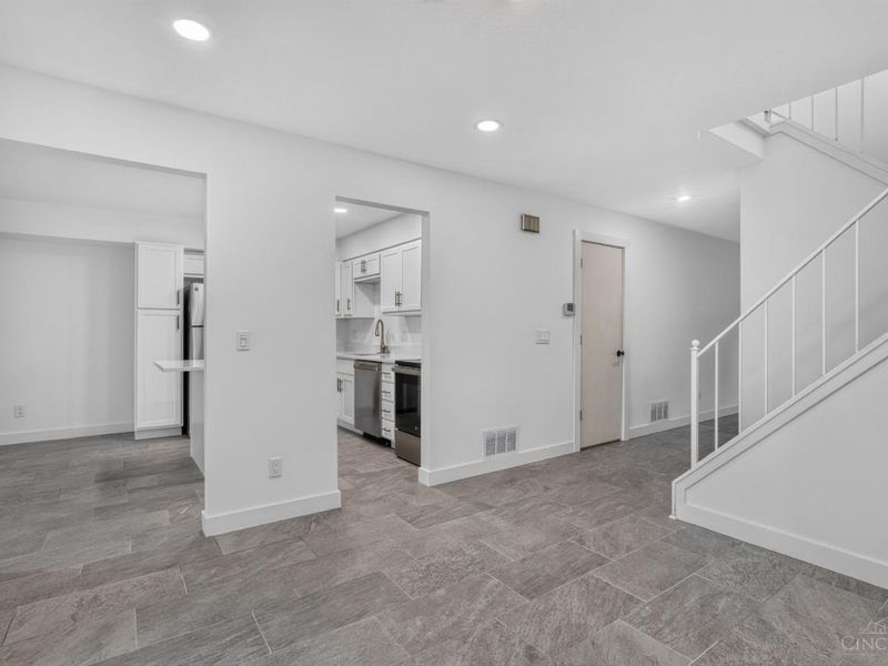 502 Arbor Place, Unit 15C, Union Township, OH 45255 Photo 6
