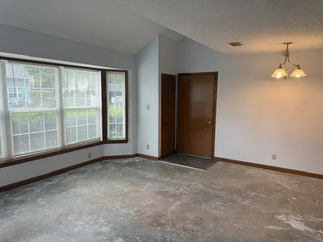 1207 Erin Way  Photo 15