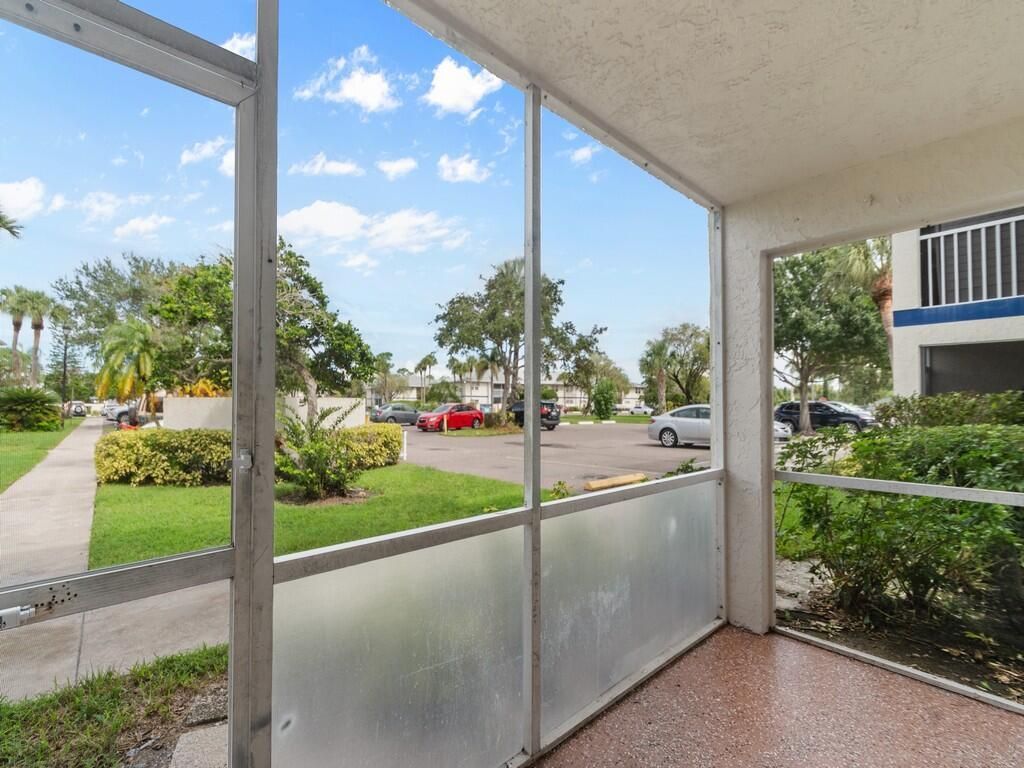 1505 SE Royal Green Circle, Unit 103, Port Saint Lucie, FL 34952 Photo