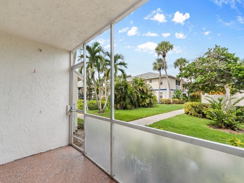 1505 SE Royal Green Circle, Unit 103, Port Saint Lucie, FL 34952 Photo