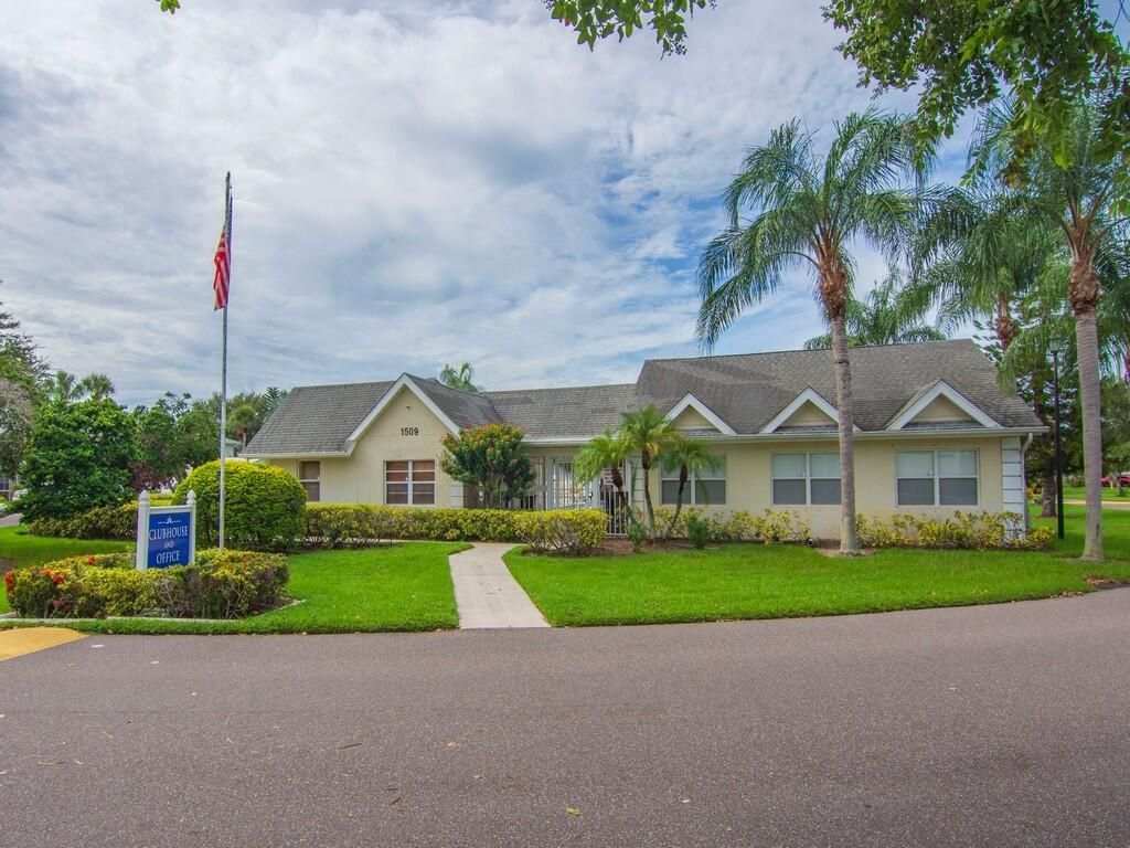 1505 SE Royal Green Circle, Unit 103, Port Saint Lucie, FL 34952 Photo