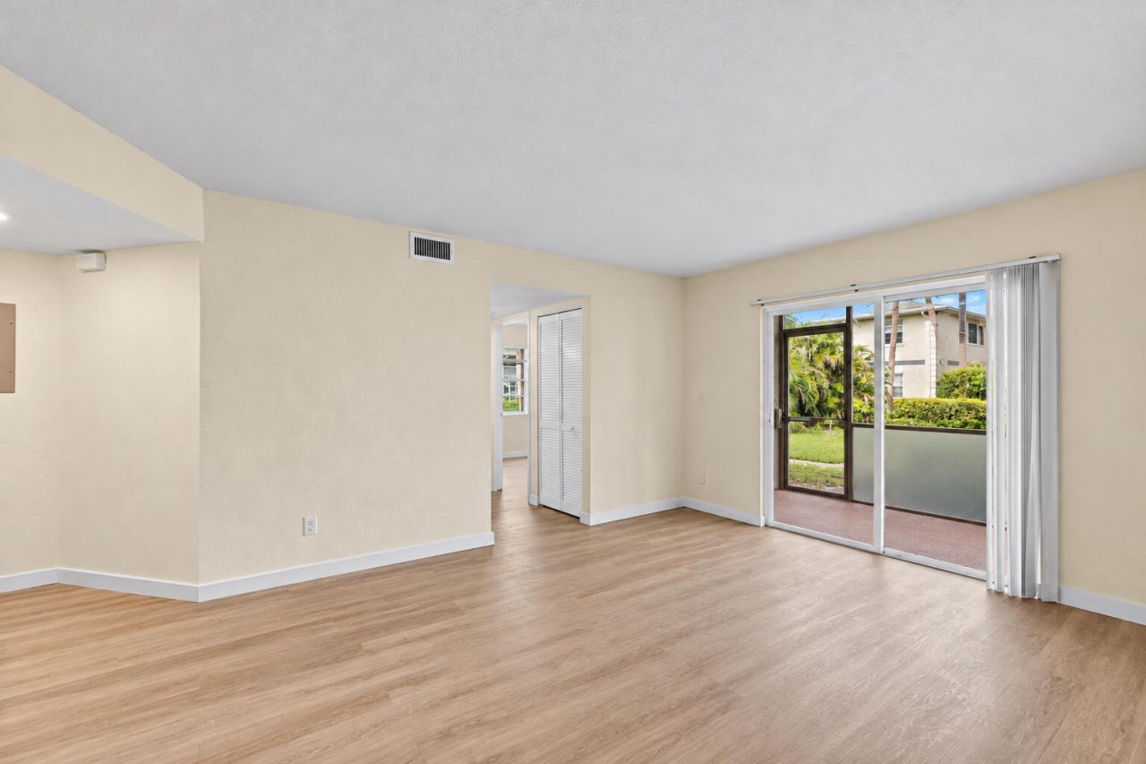 1505 SE Royal Green Circle, Unit 103, Port Saint Lucie, FL 34952 Photo