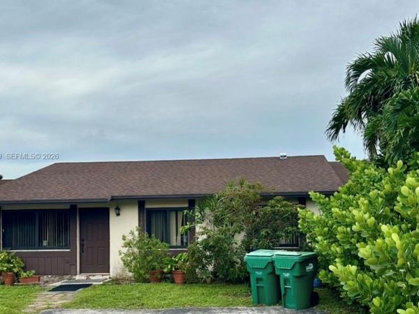 4756 SW 136th Pl , Miami, FL 33175