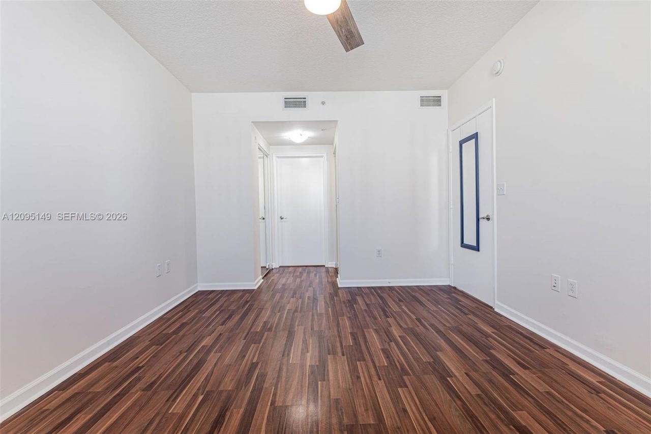 2775 NE 187th St , Unit 623, Aventura, FL 33180 Photo
