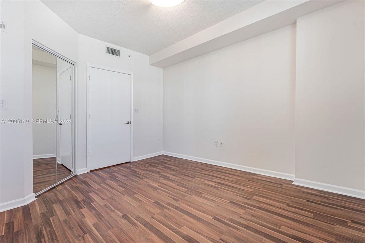 2775 NE 187th St , Unit 623, Aventura, FL 33180 Photo