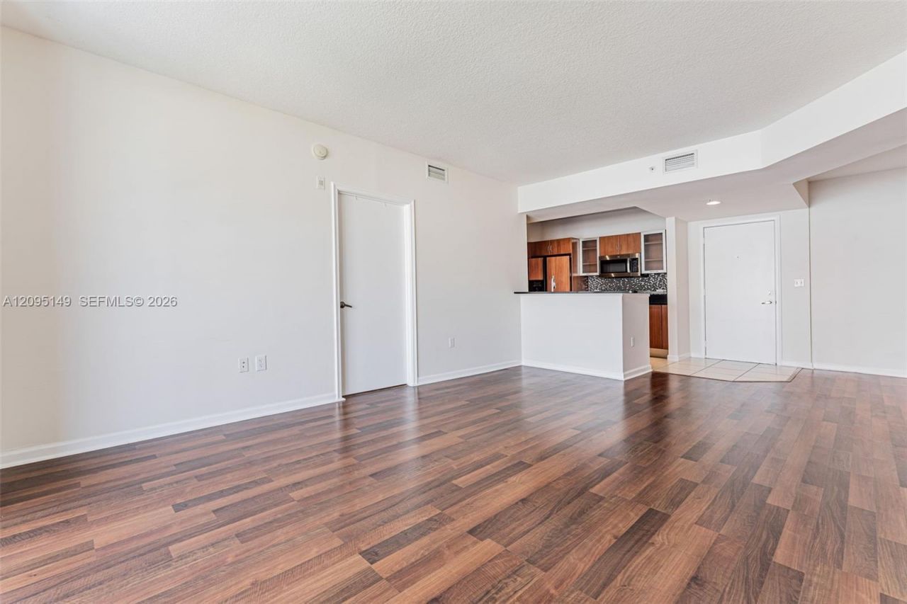 2775 NE 187th St , Unit 623, Aventura, FL 33180 Photo
