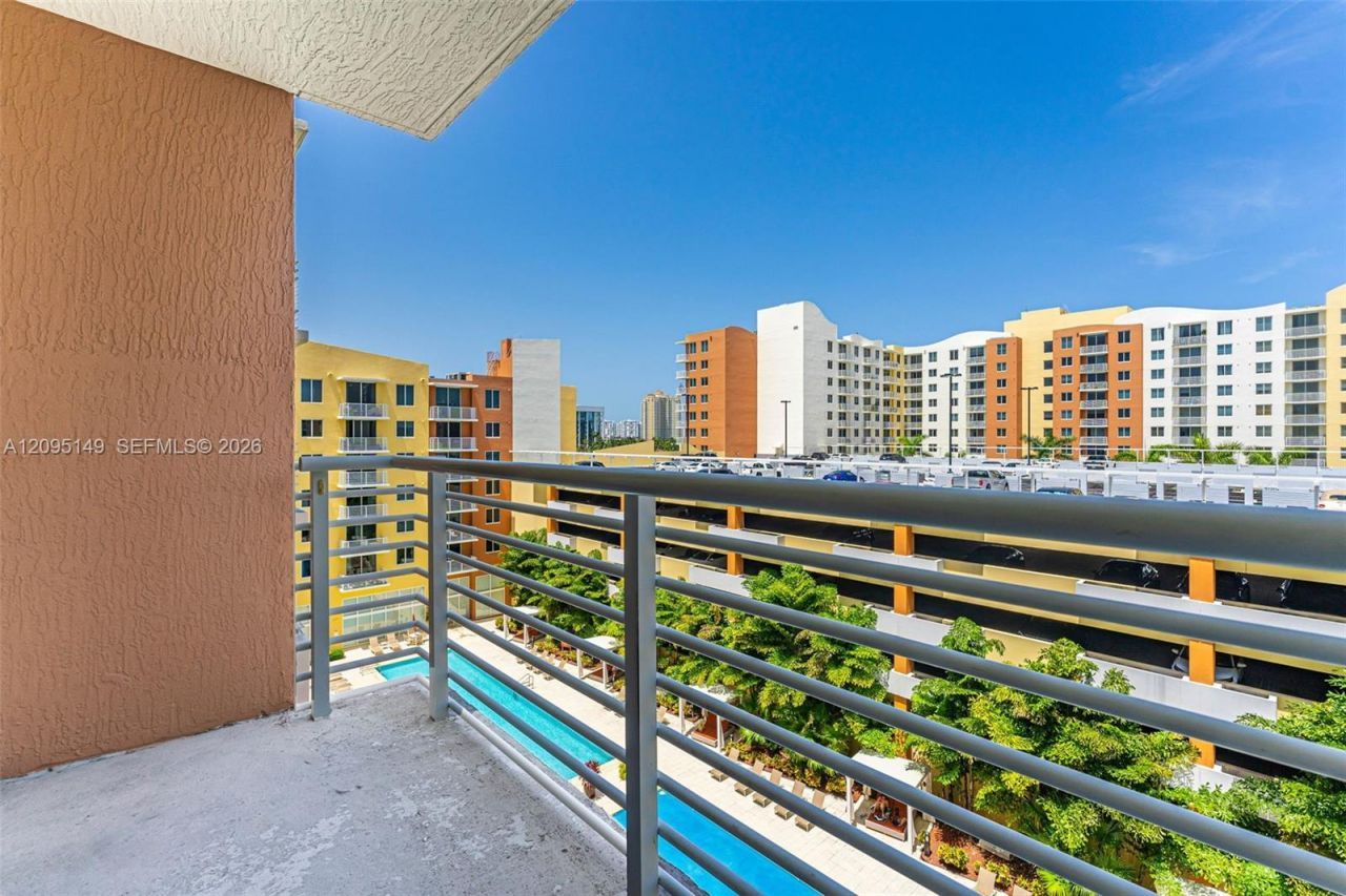 2775 NE 187th St , Unit 623, Aventura, FL 33180 Photo