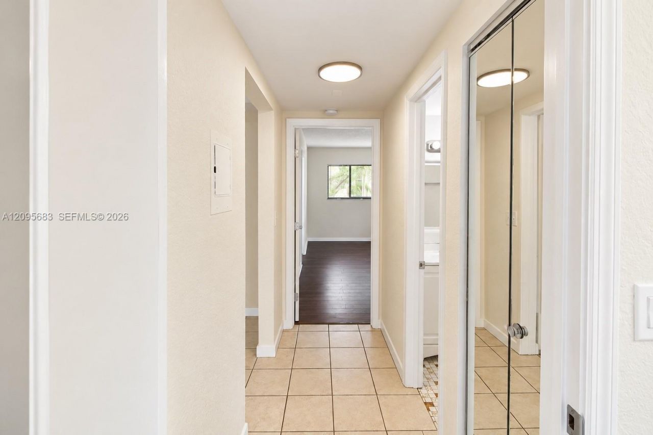 8400 SW 133rd Ave Rd , Unit 318, Miami, FL 33183 Photo
