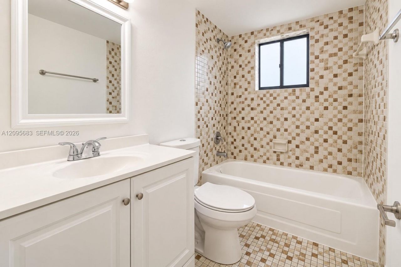 8400 SW 133rd Ave Rd , Unit 318, Miami, FL 33183 Photo