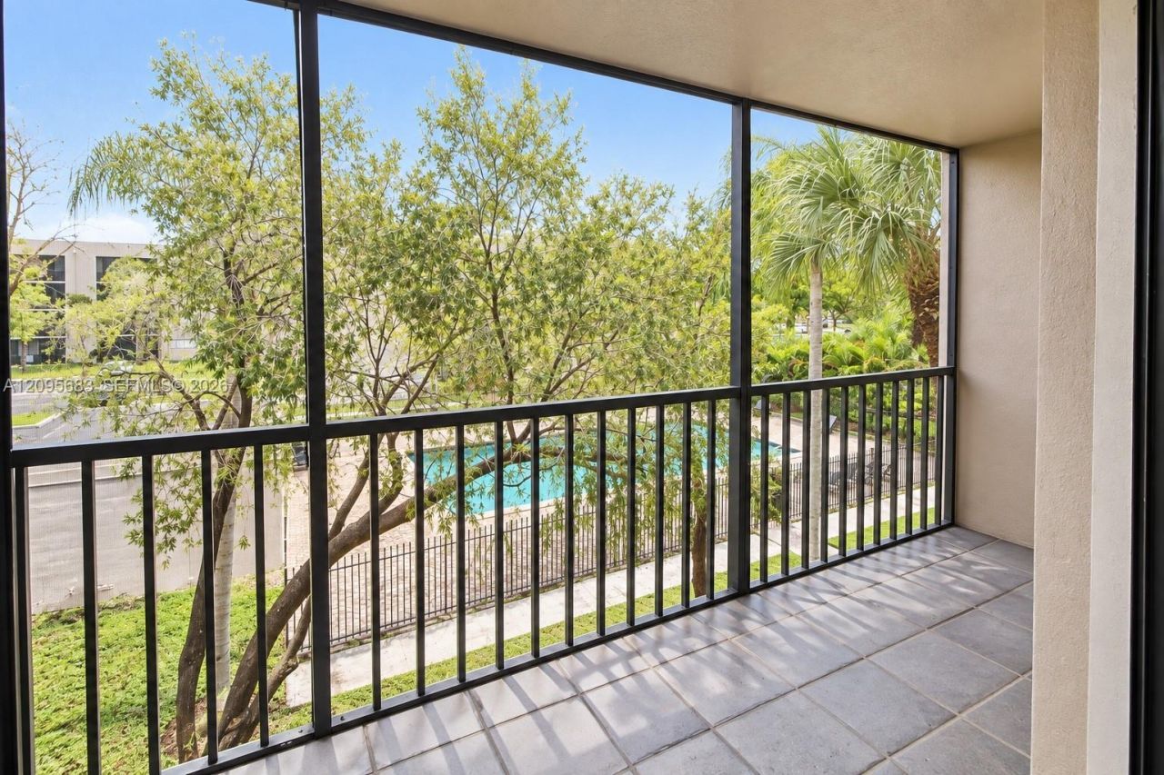 8400 SW 133rd Ave Rd , Unit 318, Miami, FL 33183 Photo