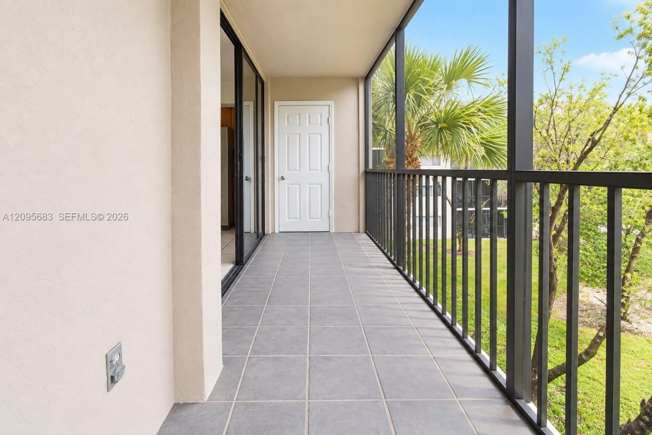 8400 SW 133rd Ave Rd , Unit 318, Miami, FL 33183 Photo