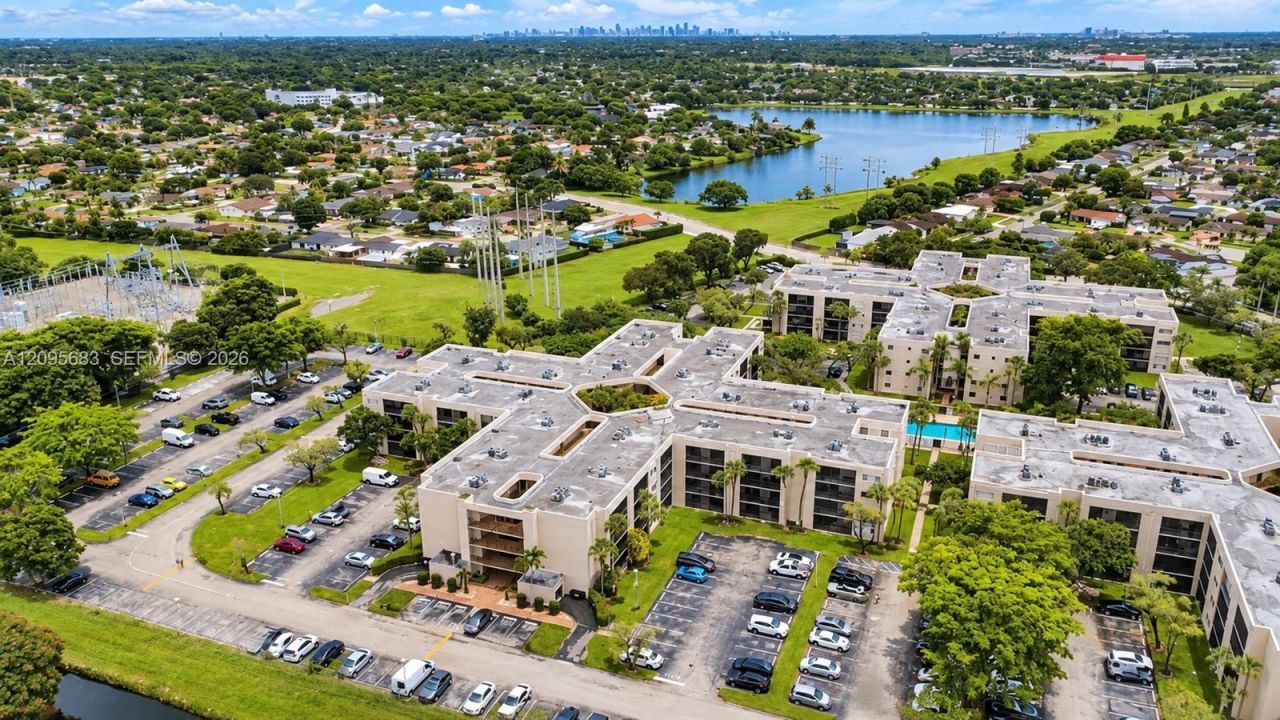 8400 SW 133rd Ave Rd , Unit 318, Miami, FL 33183 Photo