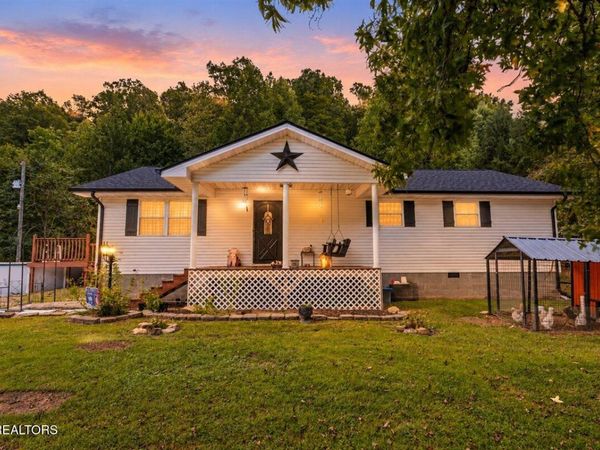 4367 Highway 297 , Newcomb, TN 37819