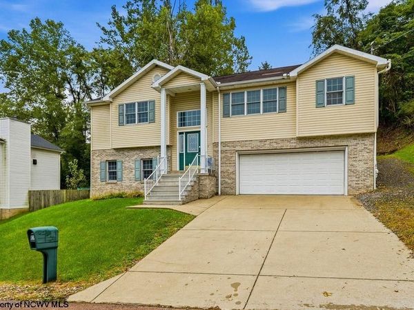 828 Bishop Drive, Morgantown, WV 26505