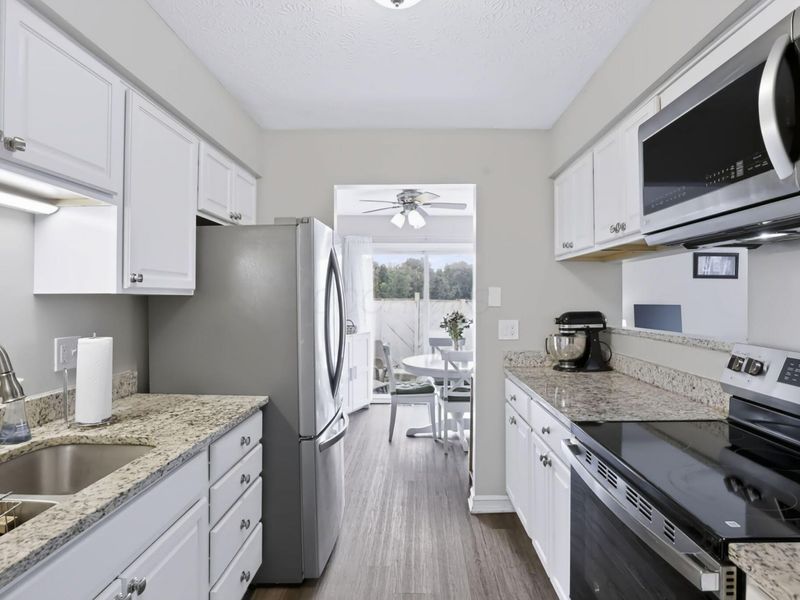 5233 Captains Court, Columbus, OH 43220 Photo 25