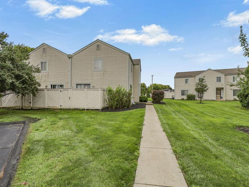 5233 Captains Court, Columbus, OH 43220 Photo 63