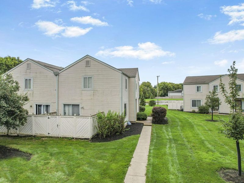 5233 Captains Court, Columbus, OH 43220 Photo 64