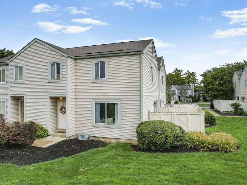 5233 Captains Court, Columbus, OH 43220 Photo 67