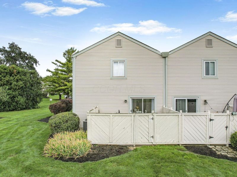 5233 Captains Court, Columbus, OH 43220 Photo 68