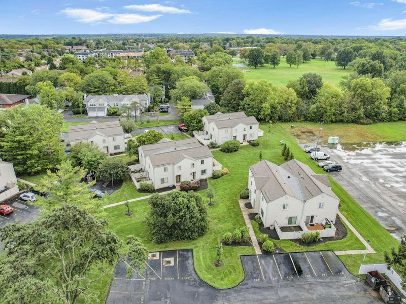 5233 Captains Court, Columbus, OH 43220 Photo 72