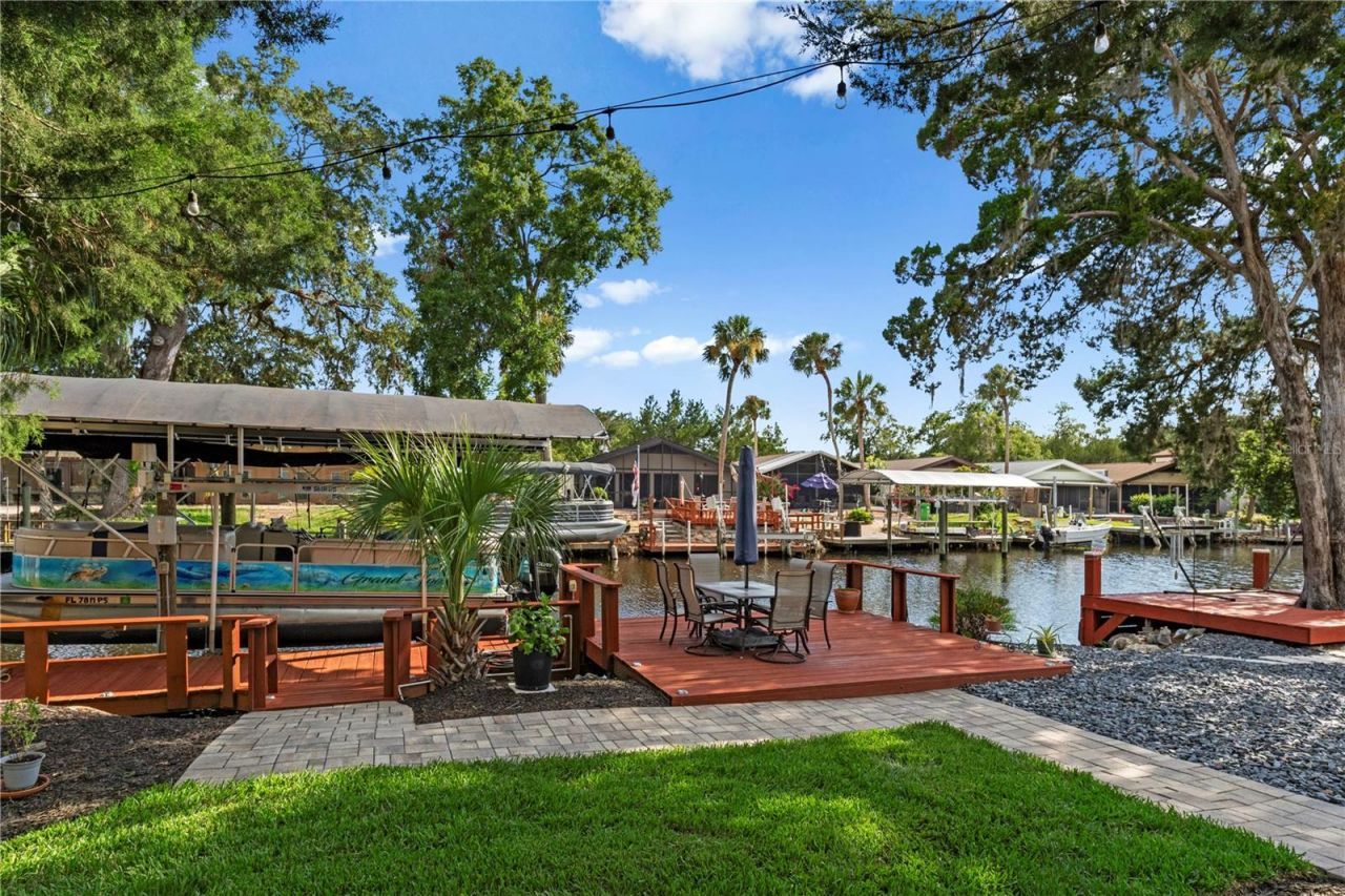 11430 W Waterway Drive , Homosassa, FL 34448 Photo