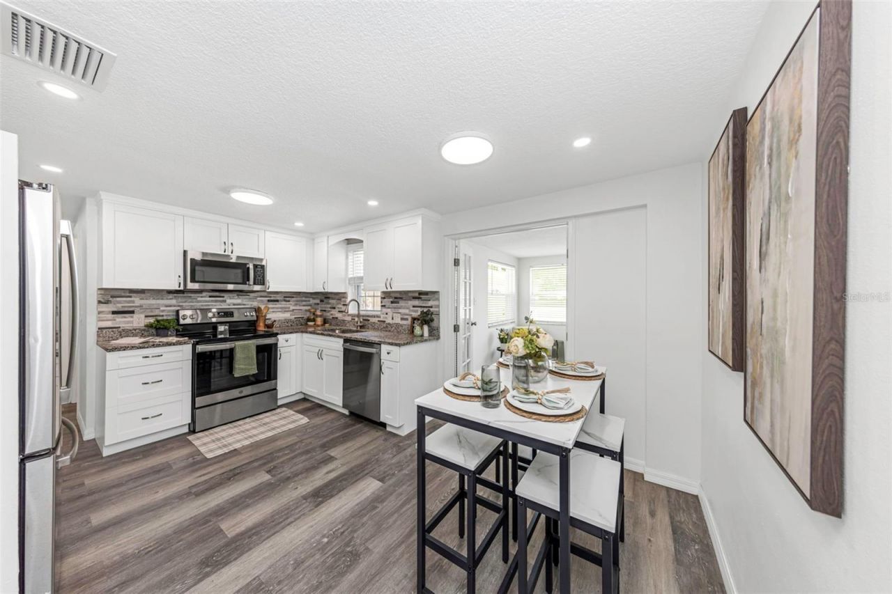 6200 Emerald Drive , New Port Richey, FL 34653 Photo