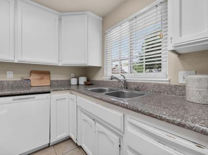 3608 Floral Dr, North Highlands, CA 95660 Photo