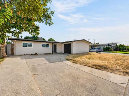 3608 Floral Dr, North Highlands, CA 95660 Photo
