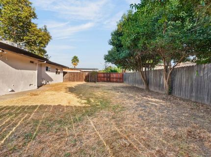 3608 Floral Dr, North Highlands, CA 95660 Photo