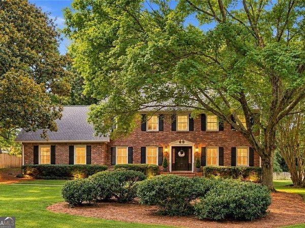 4978 Heatherdale Lane, Atlanta, GA 30360