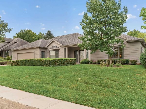 9926 Woodland Ridge West, Fort Wayne, IN 46804